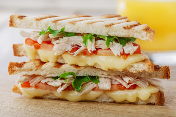 toast sandwich grill with chicken and cheese