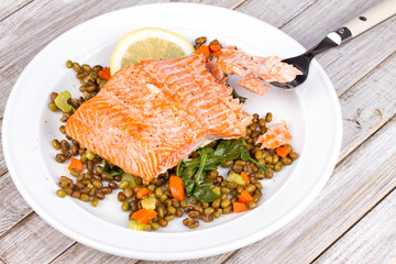 Salmon with Lentils and Arugula