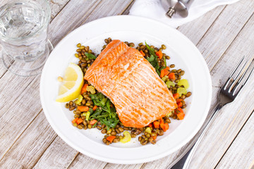 Salmon with Lentils and Arugula