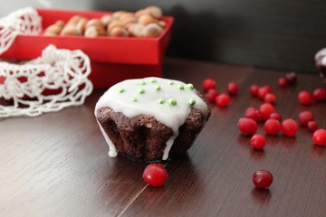 the brownie cupcakes with cranberry with nuts