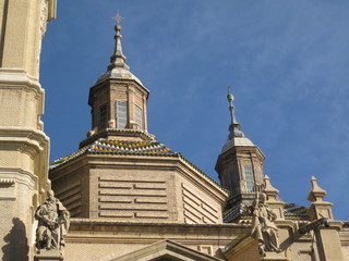 Fototapeta premium basilica de nuestra saenora del pilar