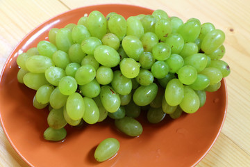 Green sweet grape fruit