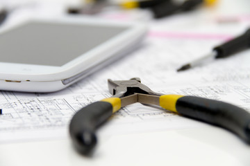 Technical operator and repair smartphone