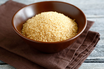 Cane sugar in the bowl