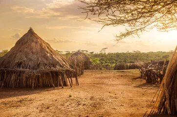 Fotobehang Hamer dorp in de buurt van Turmi, Ethiopië © luisapuccini