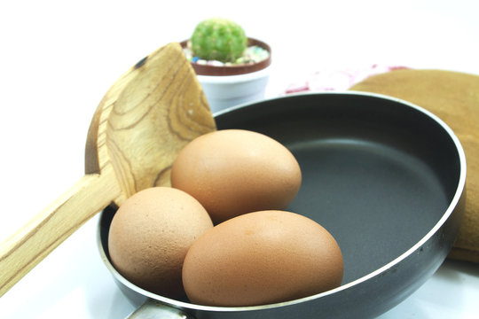 Cooking eggs