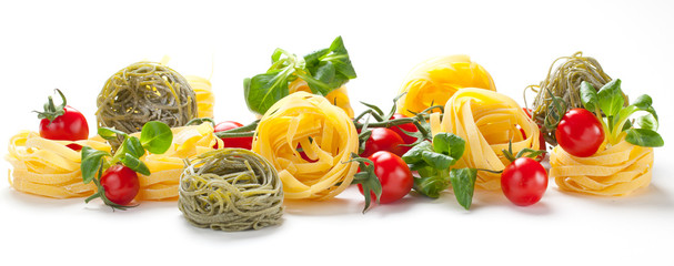 frische hausgemachte  tagliatelle 