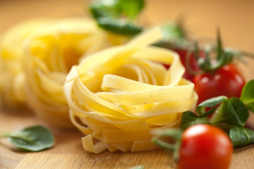 frische hausgemachte  tagliatelle 