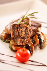 steak with vegetables
