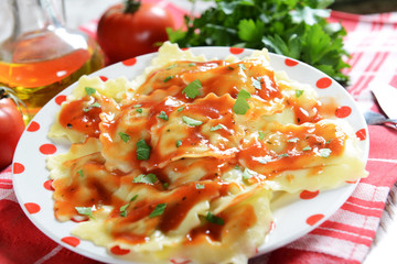 Ravioli with tomato sauce