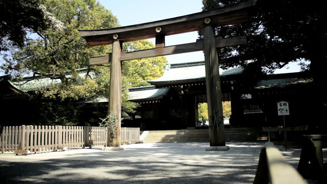 Ceremonial gate Meiji Jingu Shrine Yoyogi Park Tokyo Japan