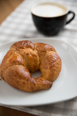 Croissant zum Frühstück