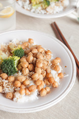 Rice with chickpeas and broccoli