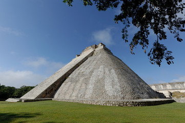 Pyramide de Devin à Uxmal, Mexique ,Yucatan