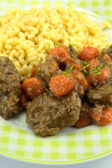 boeuf carottes et coquillettes