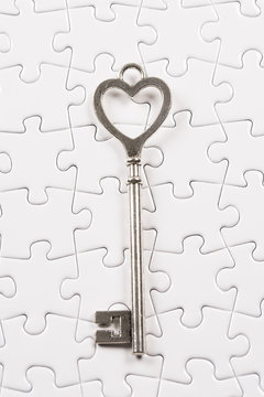 Love, valentine concept  key jigsaw