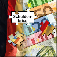 Schuldenkrise Puzzle aus Euroscheinen und Deutschlandfahne
