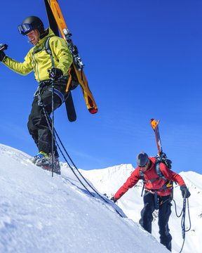 Alpinisten im Aufstieg