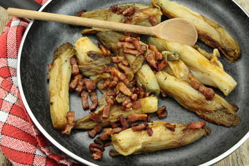endives braisées