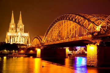 Köln bei Nacht