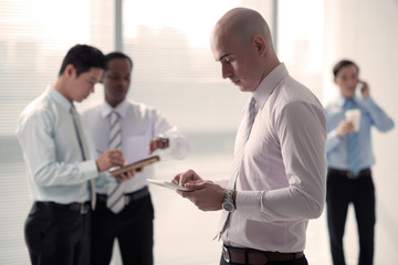 Using tablet computer