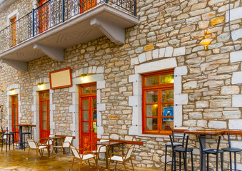 Fototapeta na wymiar old buildings at the square of Kosmas village in southern Greece