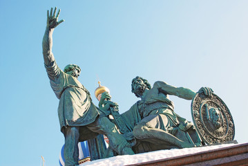 Fototapeta na wymiar Monument to Minin and Pozharskiy.
