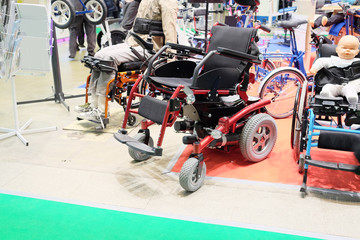 Wheelchair - obrazy, fototapety, plakaty