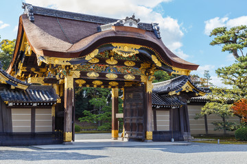 Fototapeta premium The gate of Ninomaru Palace at Nijo Castle in Kyoto