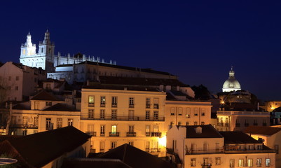 Naklejka premium Lisbon in the night