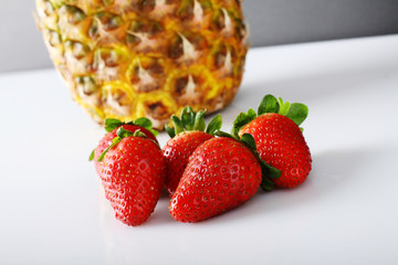 Composition with pineapple and strawberries © Lorenzo Buttitta
