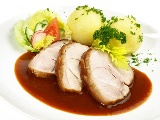 Schweinebraten mit Kartoffelknödel