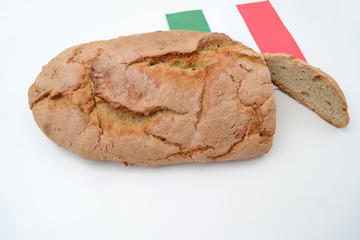 Angeschnittenes Brot