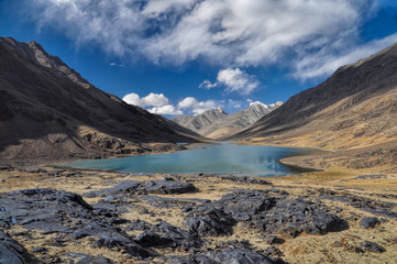 Fototapeta na wymiar Lake in Tajikistan