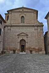Fototapeta na wymiar Castelli di Piticchio, Arcevia, Chiesa di San Sebastiano 