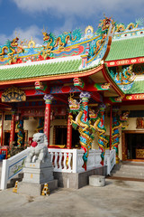 Fototapeta premium excursion to the Chinese temple on Chalong
