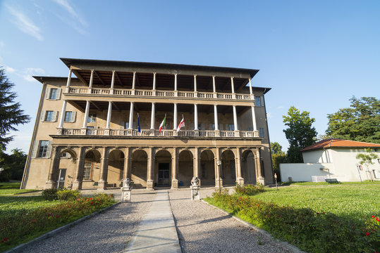 Milan (Italy): Villa SImonetta