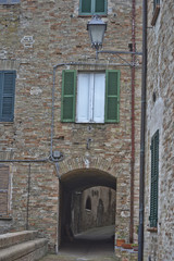 Castelli di Piticchio, Arcevia, Strade e Case