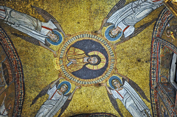 Fototapeta na wymiar I mosaici della basilica di Santa Prassede - Roma
