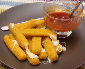 mozzarella sticks
