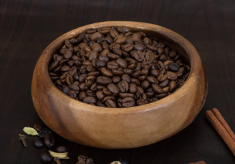 Roasted coffee beans