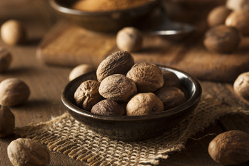 Raw Organic Dry Nutmeg