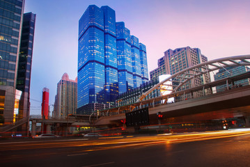 Fototapeta na wymiar beautiful lighting dusky sky of important bangkok modern buildin