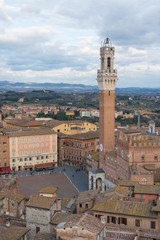 Fototapeta na wymiar Siena e la Torre del Mangia, Toscana