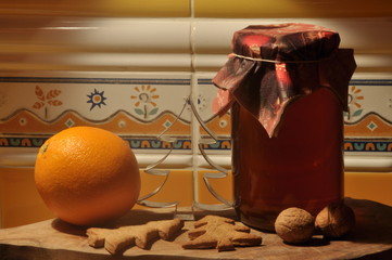 Gingerbread for Christmas. Honey for cakes and walnuts.