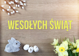 Kartk a wielkanocna z baziami zającem i jajkami przepiórczymi © ambrozinio