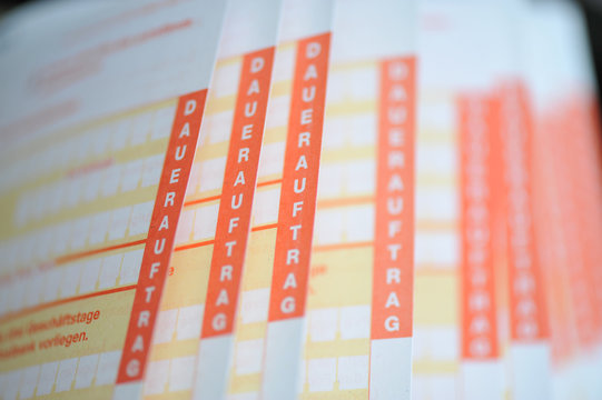 Dauerauftrag, Bank, Lastschrift, Zahlungsverkehr, &Uuml;berweisung