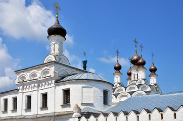 Obraz premium Towers and golden cupolas of church in Murom