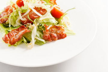 salad with bacon