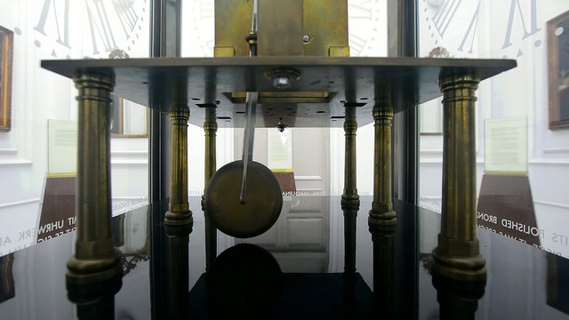 Pendulum clock ticking